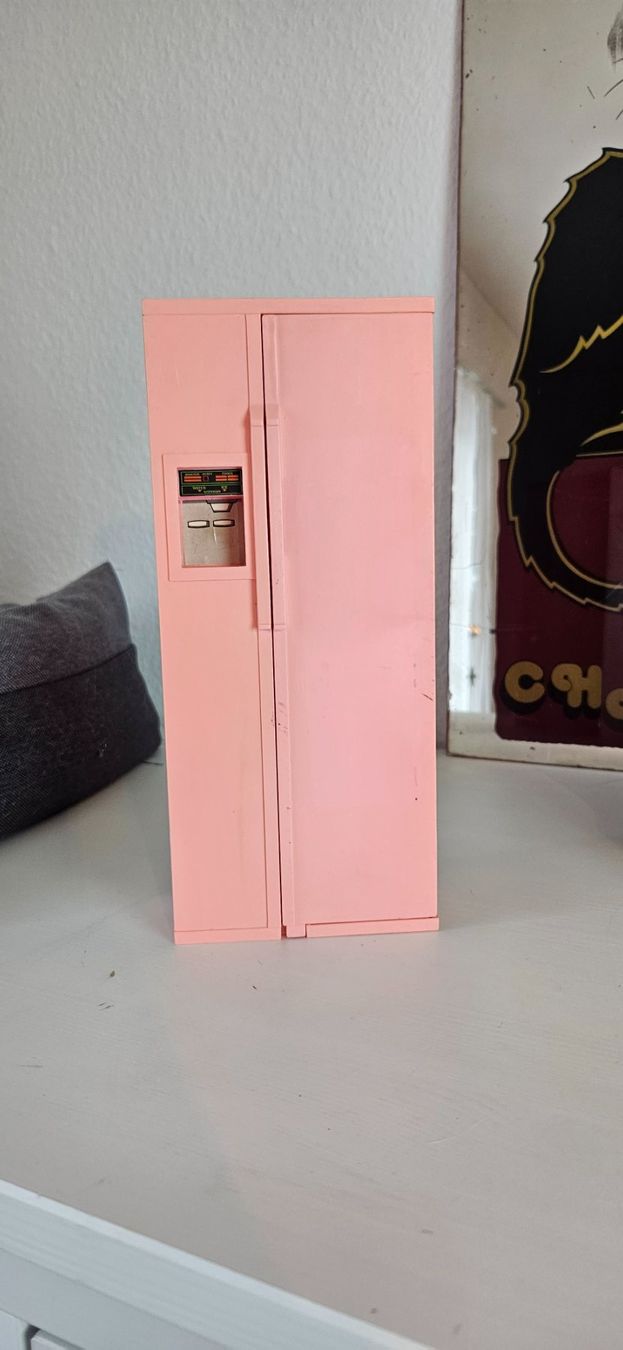 Giocattoli: Vintage Barbie Kühlschrank – Usato da Dättwil AG venduto da son_x2fq