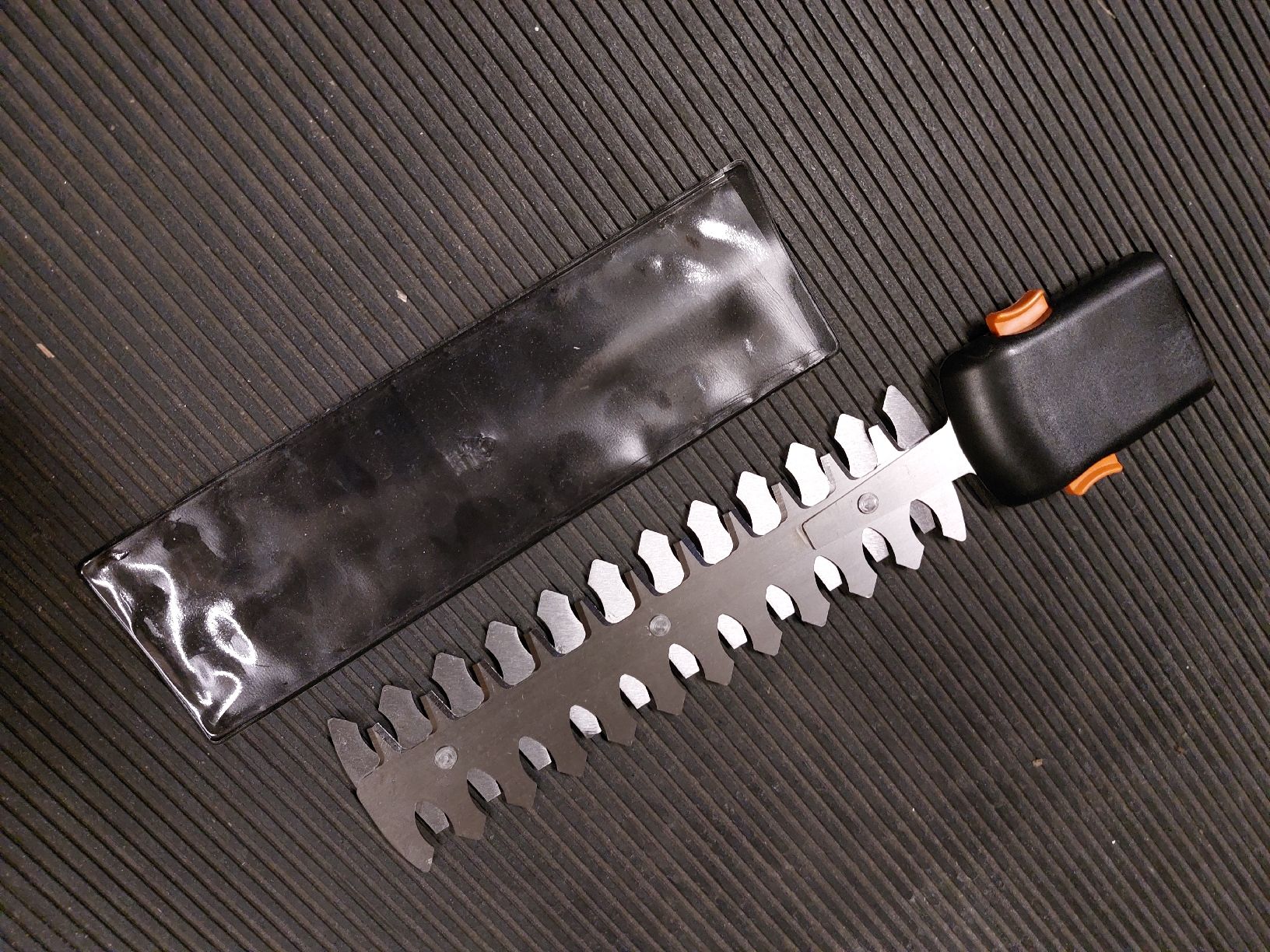 Stihl Tous les outils: Stihl Strauchscherrmesser – Neuf avec emballage d'origine à Willisau par Pzm81 3