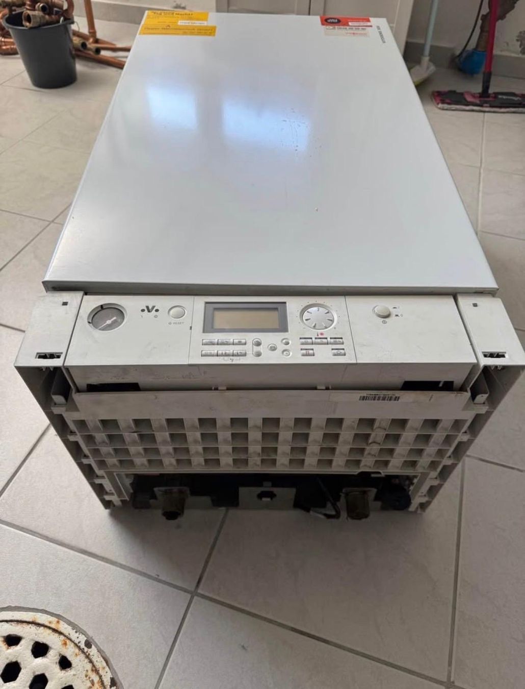 Viessmann Radiatori: Viessmann Heizelement Boiler defekt – Difettoso da Gerlafingen venduto da UEHA2 4