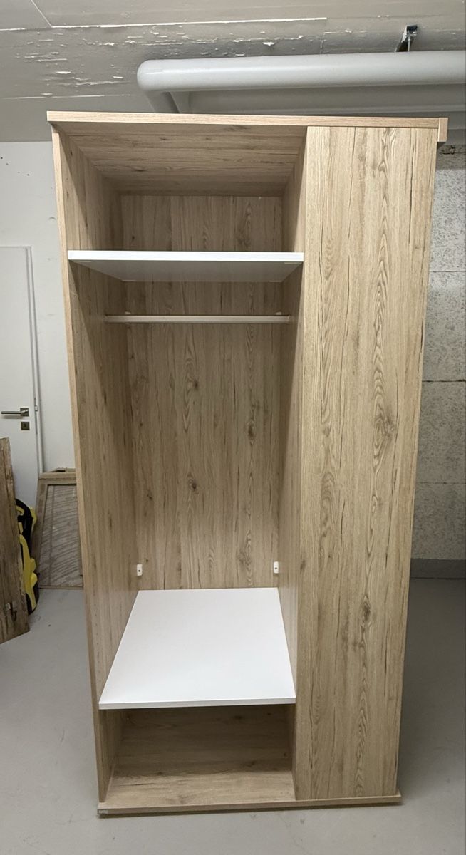 Guardaroba:  Garderobe aus Holz - Neuwertig – Usato da Wallisellen venduto da born2be 3