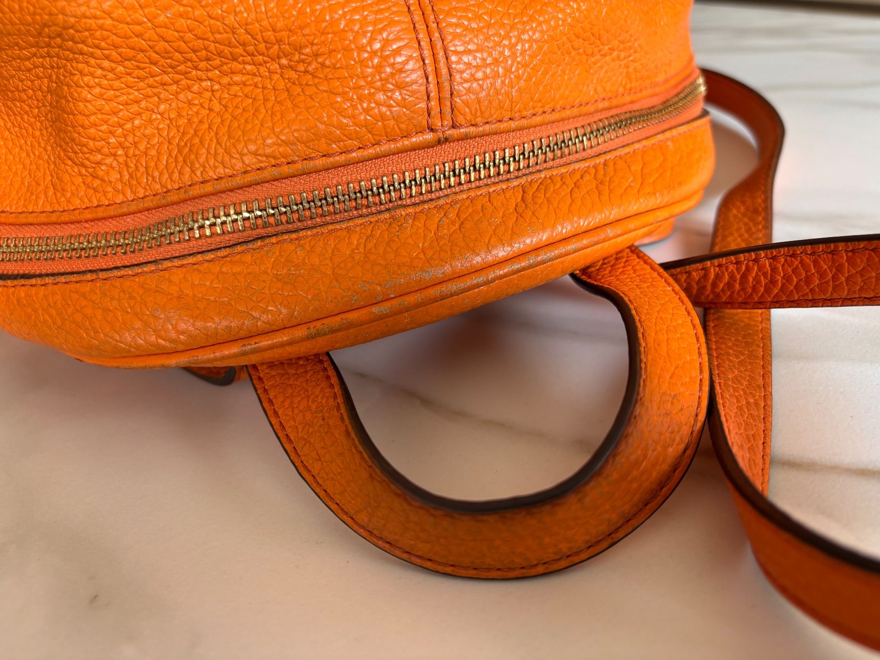 Michael Kors Zaini: Sac à dos Michael Kors orange cuir – Usato da Veyrier venduto da MargaritaR 2