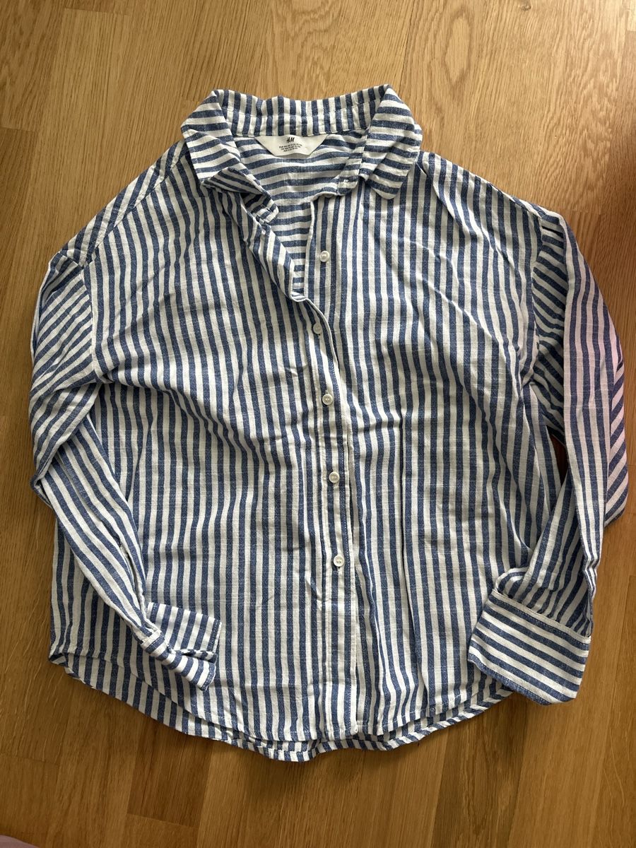 Blusen, T-Shirts & Tops: Bluse H&M Gr. 146 – Gebraucht aus Mörschwil von tweety9402