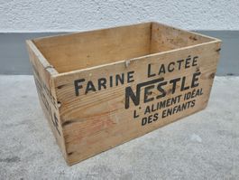 alte Holzkiste Kiste NESTLÉ FARINE LACTÉE MILCHPULVER