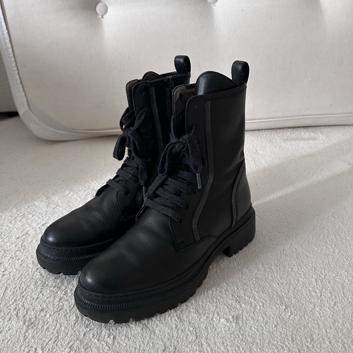 Brunello Cucinelli Scarpe da donna: Brunello Cucinelli Boots NP 1650 CHF – Usato da Zürich venduto da LilySasa