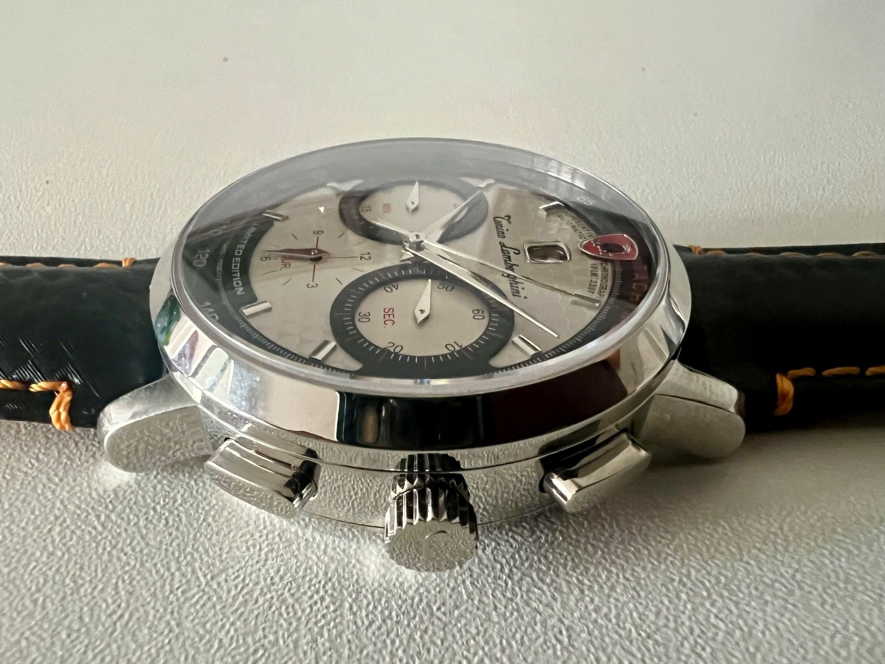 Lamborghini Uhren: LAMBORGHINI 1947 Automatic Chronograph Ltd.x/100, SRP 3300.- – Neu und originalverpackt aus Le Mont-sur-Lausanne von LycaGallery 4