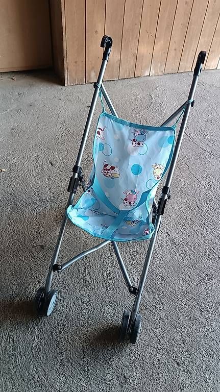 Carrozzine per bambole: Buggy für Puppen – Usato da Buttisholz venduto da Baendlifahrer 1