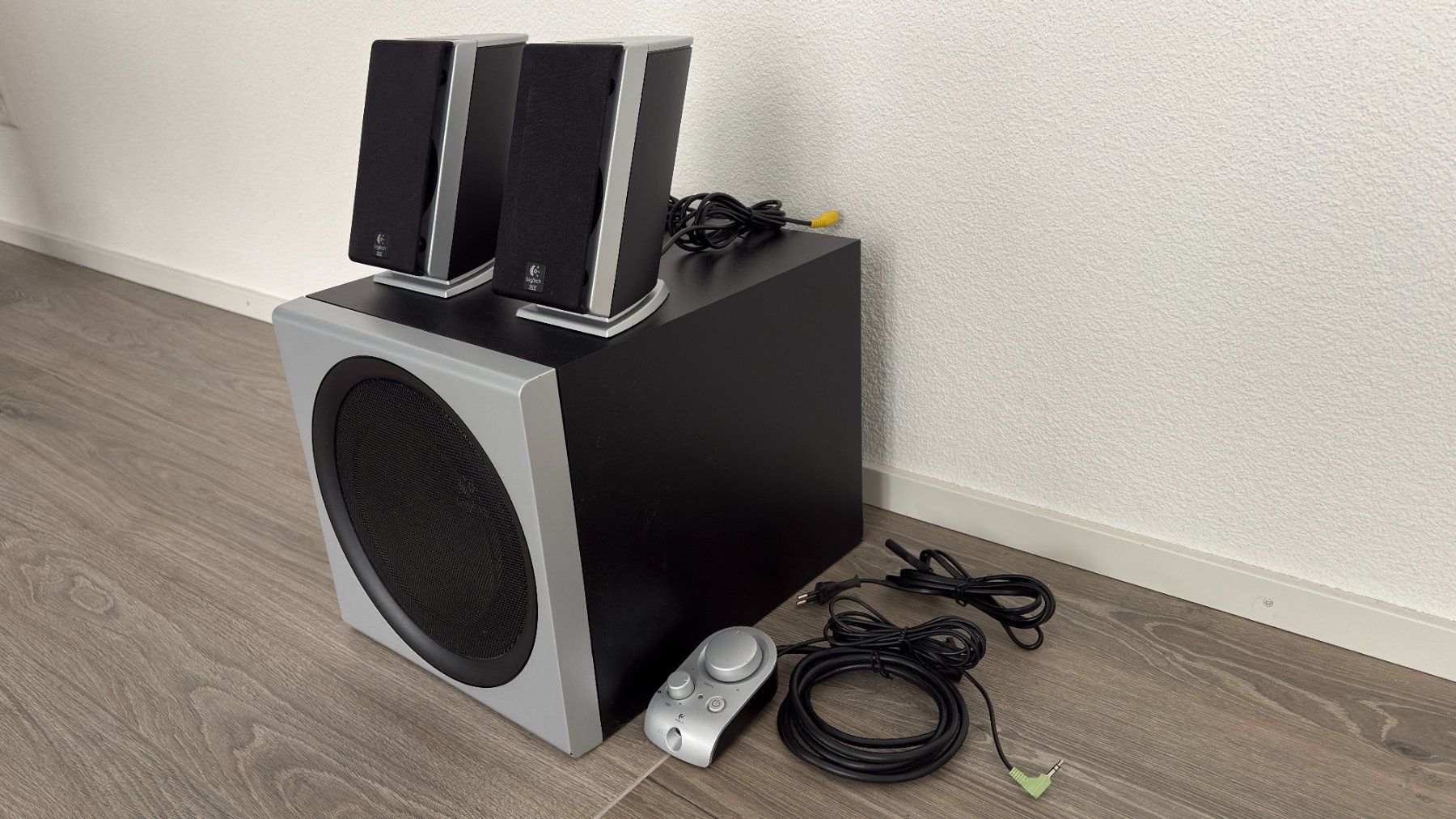 Logitech Casse acustiche: Lautsprechersystem mit ultrastarkem Bass – Usato da Egerkingen venduto da Luckyluj 2