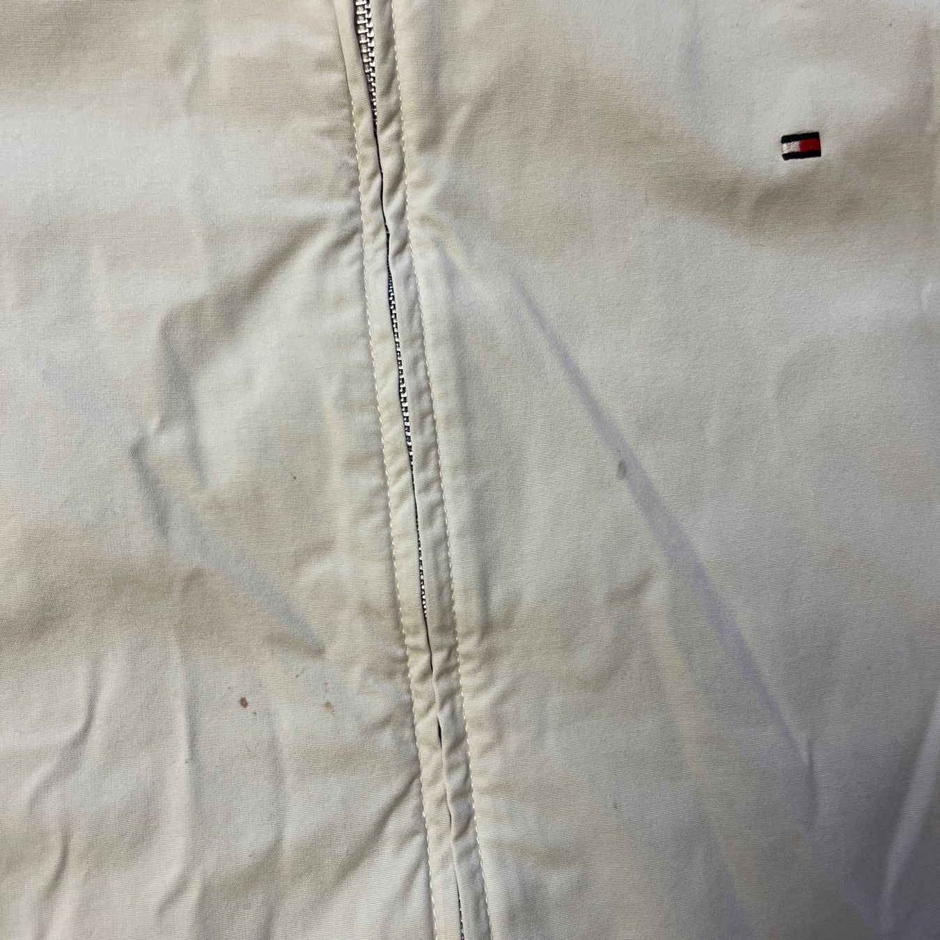 Jacken: 2000s Tommy Hilfiger Vintage Harrington Jacket – Gebraucht aus Bern von shoprestoredvintage 2