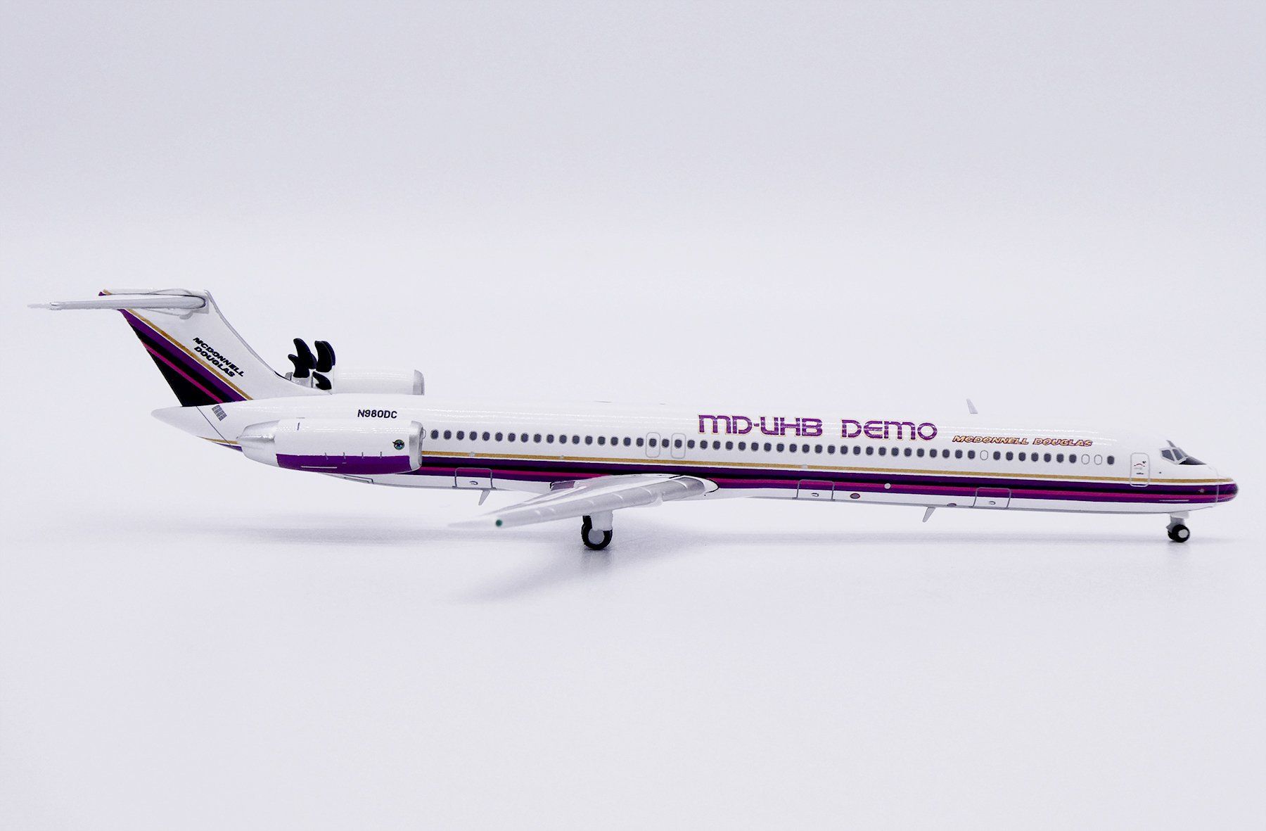 McDonnell Douglas Modellbausätze & Standmodelle: MD-81 - DEMO – Neu und originalverpackt aus Morges von iljamuromez 1