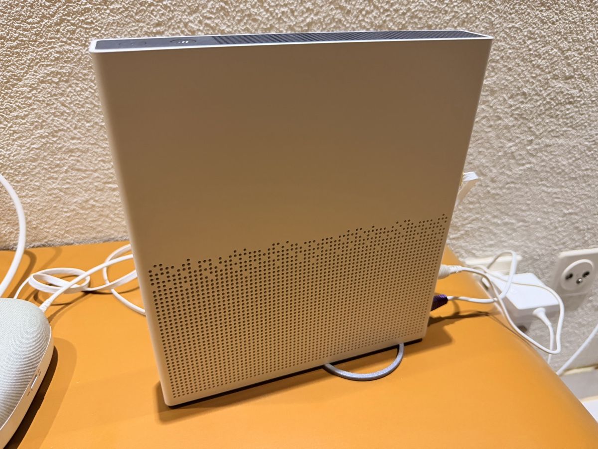 Swisscom Modem & Router: Swisscom Internet-Box 3 mit TV-Box  – Usato da Dättwil AG venduto da 123uher 5