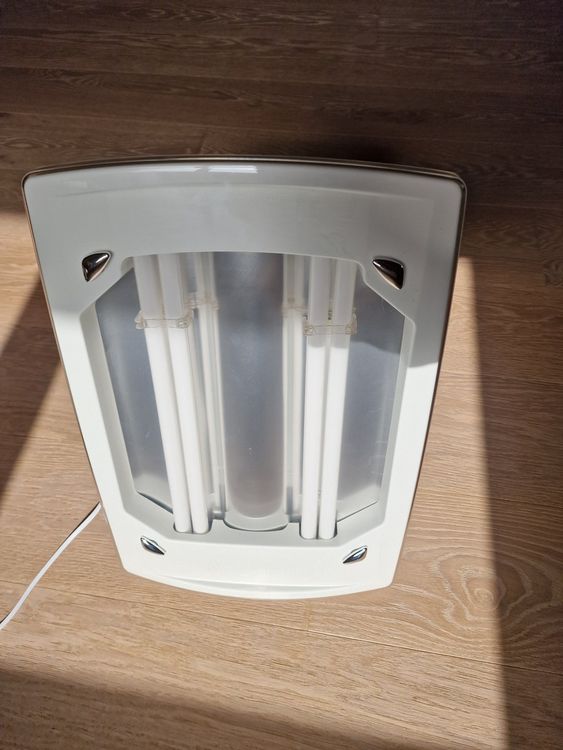 dermfix UVB Lampe Vitamin D Tageslichtlampe Kaufen auf Ricardo