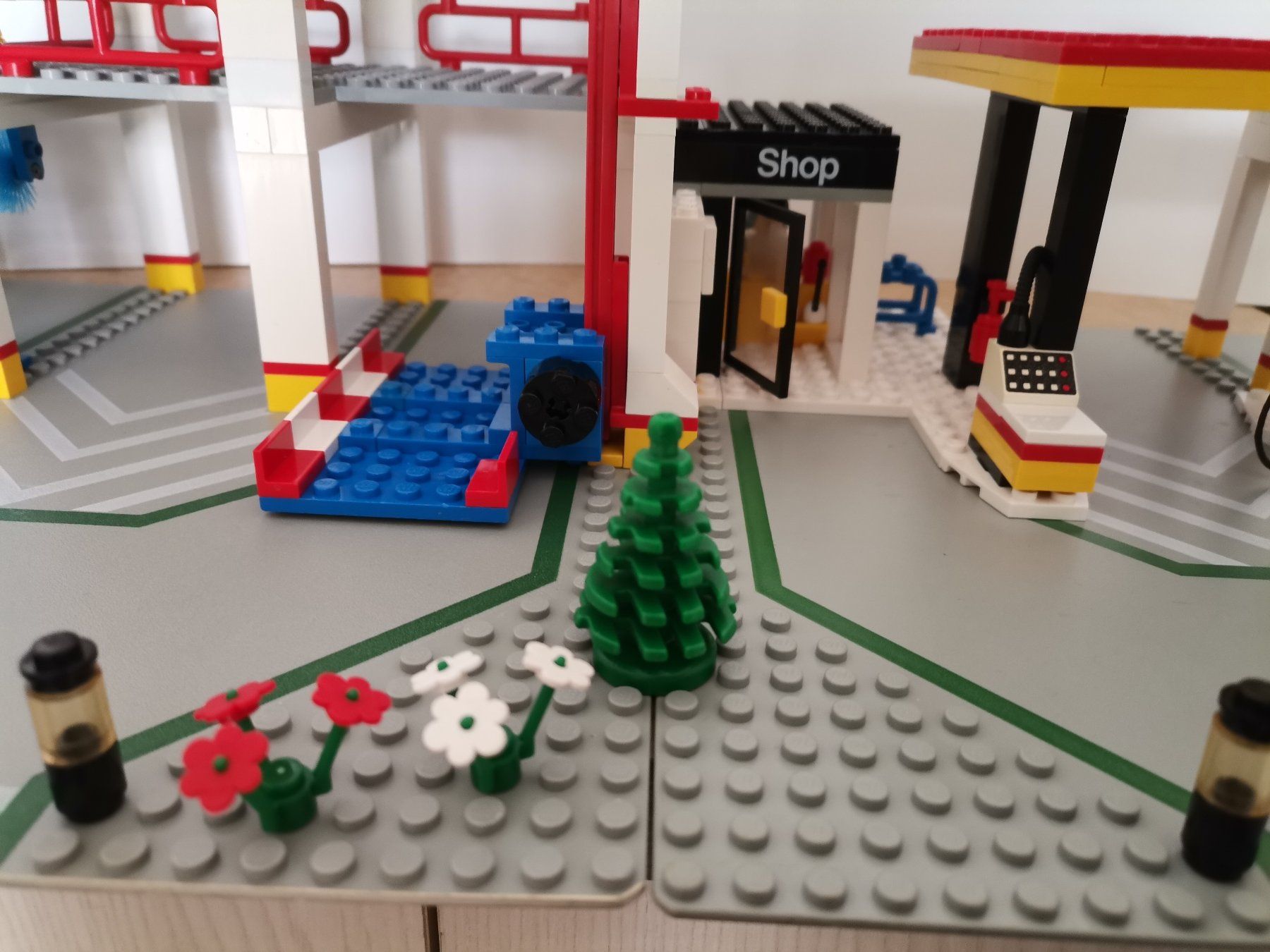 Lego Spielzeuge: Lego Autogarage 6394 – Gebraucht aus Oftringen von Esthiboy 4