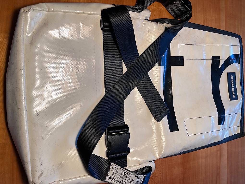 Taschen: Freitag Tasche – Gebraucht aus Seewis-Pardisla von m_a_s7ss 2