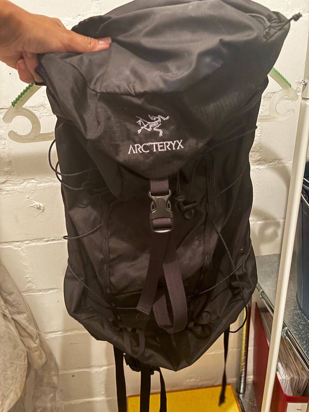 Arcteryx Rucksäcke: Arcteryx 25 l Rucksack schwarz – Neu (gemäss Beschreibung) aus Oberengstringen von YogiM86