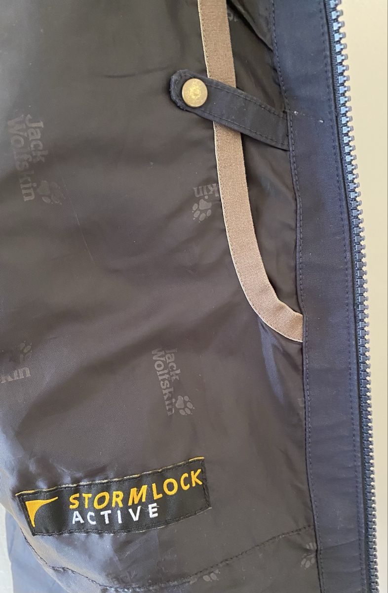 Jack Wolfskin Cappotti: Jack Wolfskin Mantel blau Gr. L – Usato da Rabius venduto da bri_ca76 8