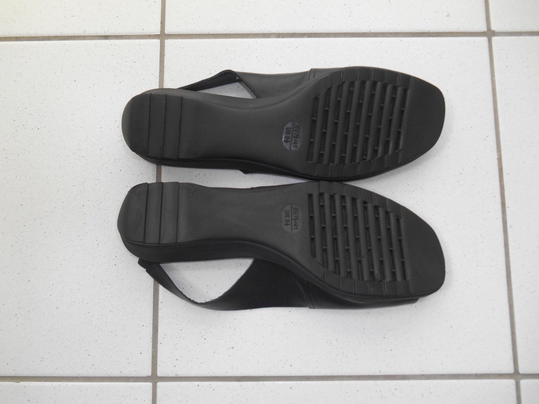 Chaussures femmes: Flexx Damenschuh/Sandale Grösse 41 – D'occasion à Basel par fafa68 4