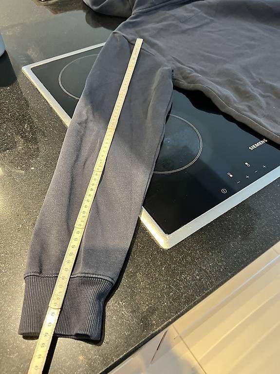 Maglioni & Felpe: Sweat à capuche Quiksilver taille M – Usato da Epalinges venduto da Kallem 4