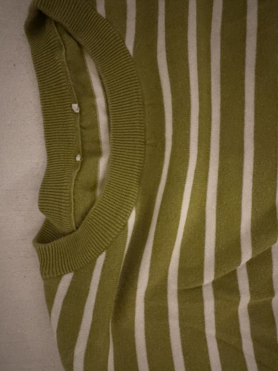 Pullover & Sweatshirts: Grüner gestreifter Pulli – Gebraucht aus Ebmatingen von F.Bullet 2