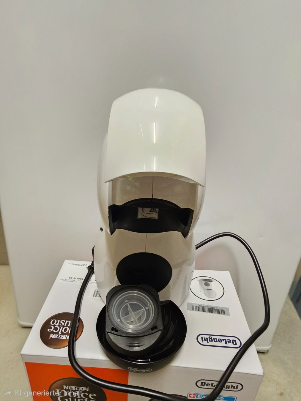 Macchine per caffè & Macchine per espresso: Kapselmaschine weiss gebraucht – Usato da Bätterkinden venduto da far_f282 5