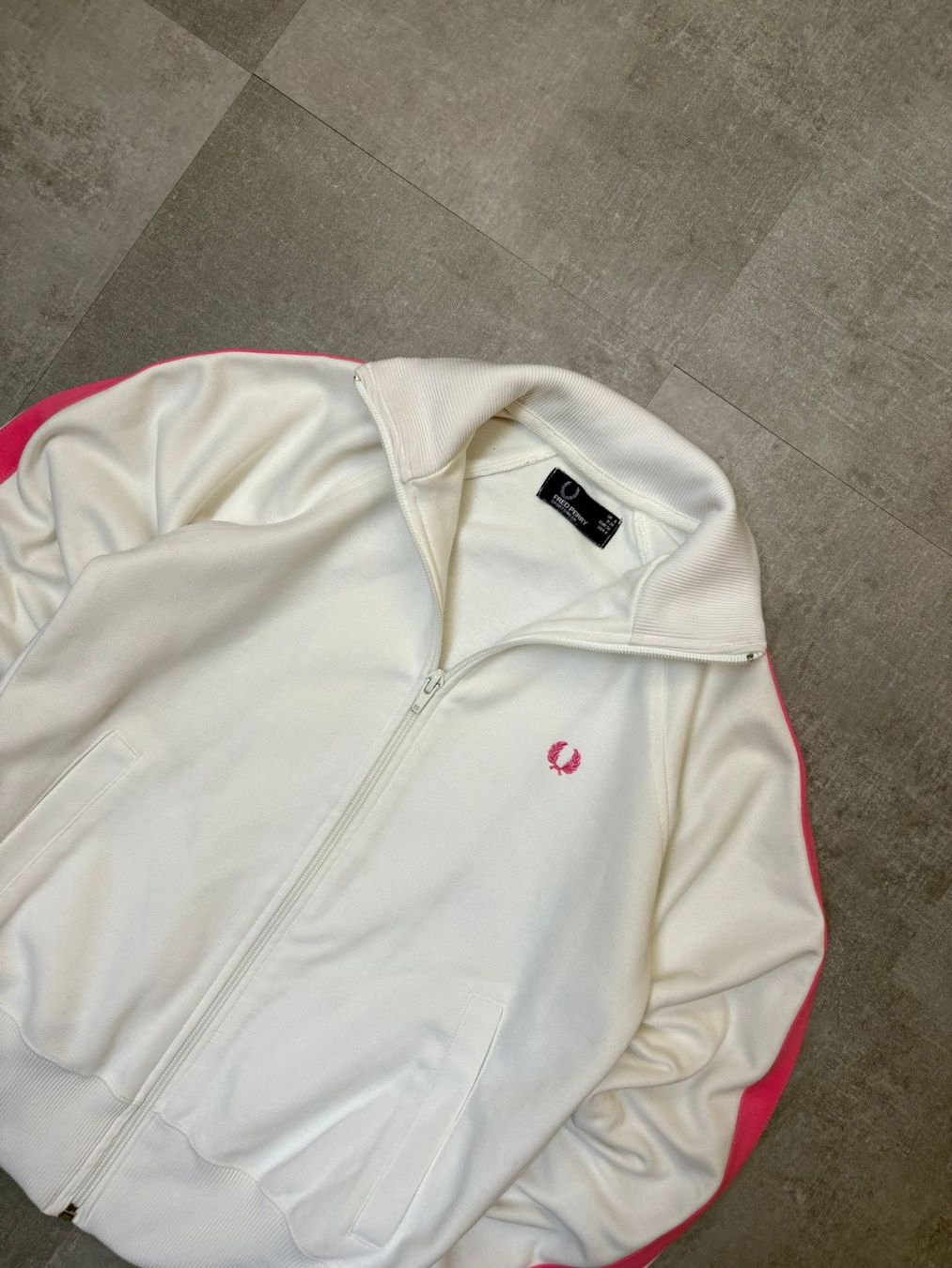 Fred Perry Jacken: Fred Perry Trainingsjacke - Grösse XS – Neu (gemäss Beschreibung) aus Werdenberg von hase.vintage 1
