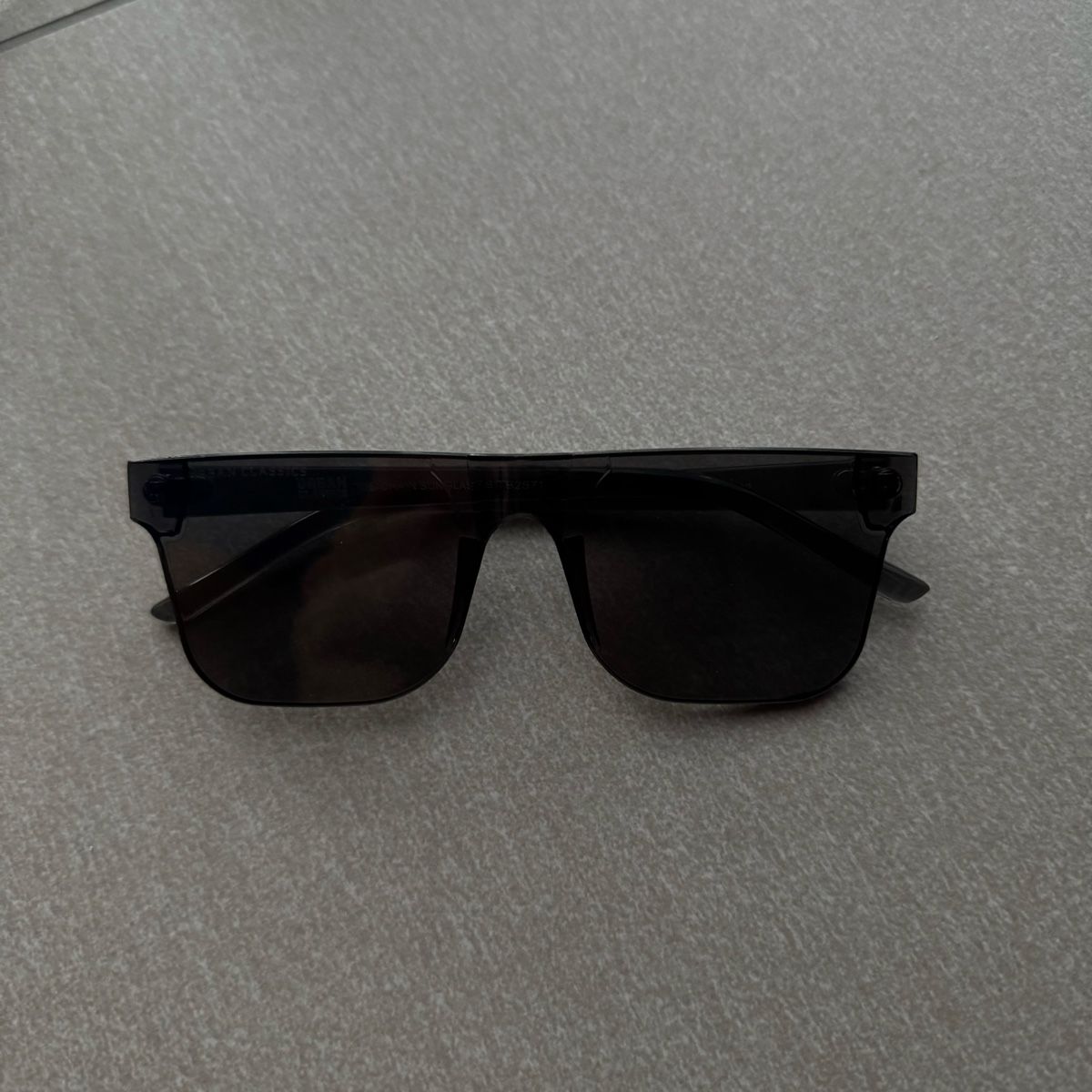 Lunettes & Verres: Raver Sonnenbrille – D'occasion à Hinwil par norisenya 1