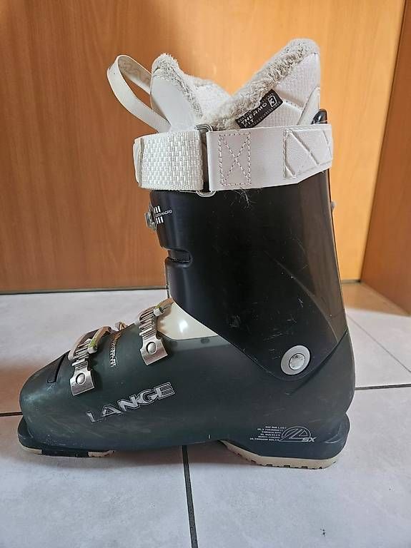 Lange Scarpe da donna: Skischuhe Damen Lange 26.5 – Usato da Birrhard venduto da pas_5sl2 2