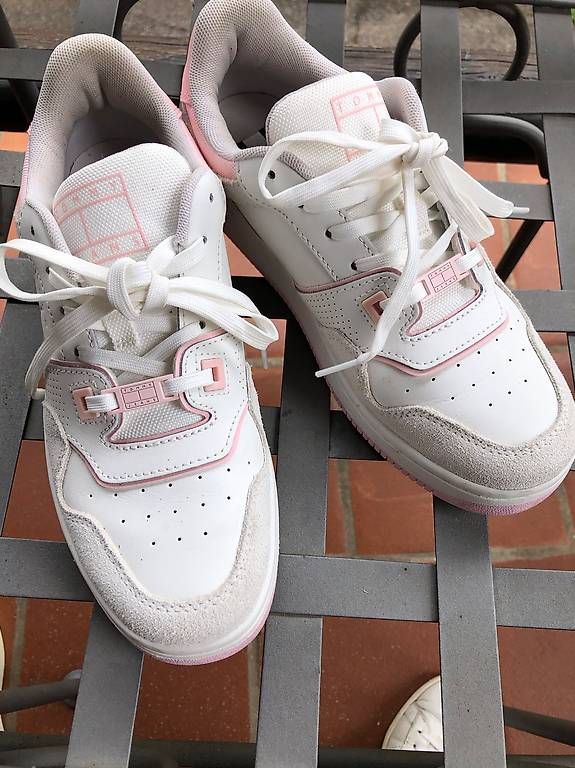 Scarpe da donna: Biker Tommy Jeans Original – Usato da Castelrotto venduto da cloe28