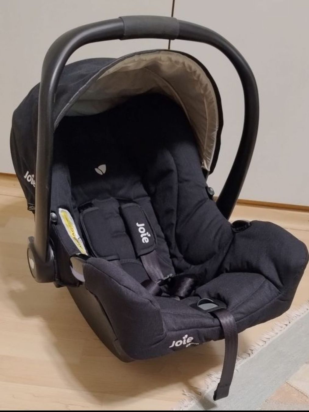 Joie Seggiolini per auto: Joie Auto Babysitz  – Nuovo (secondo la descrizione) da Kölliken venduto da gor_l9vc 2