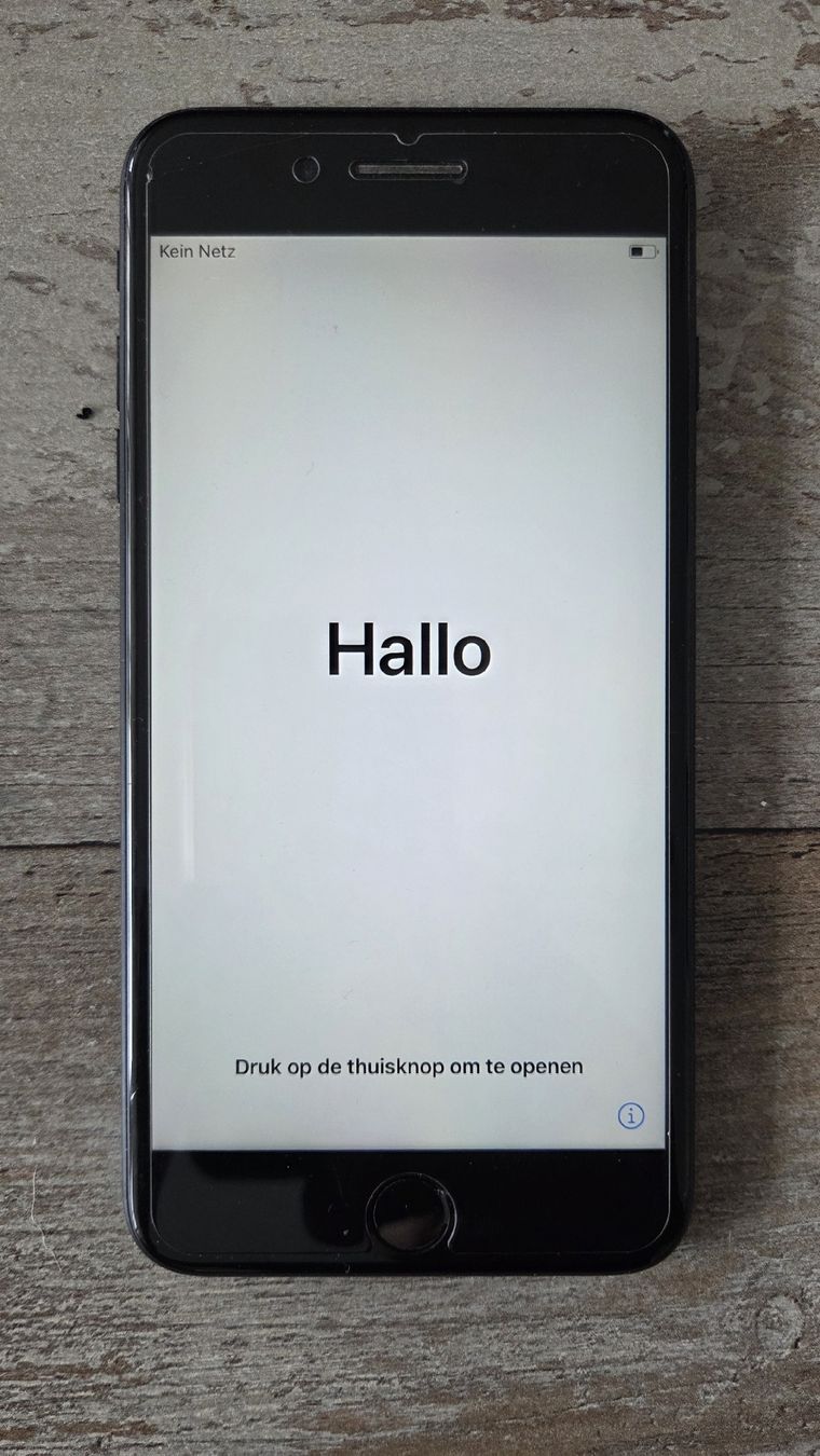 Apple Telefoni cellulari / Smartphones: iPhone 7 Plus 128GB black – Usato da Beringen venduto da JoeyAppenzeller