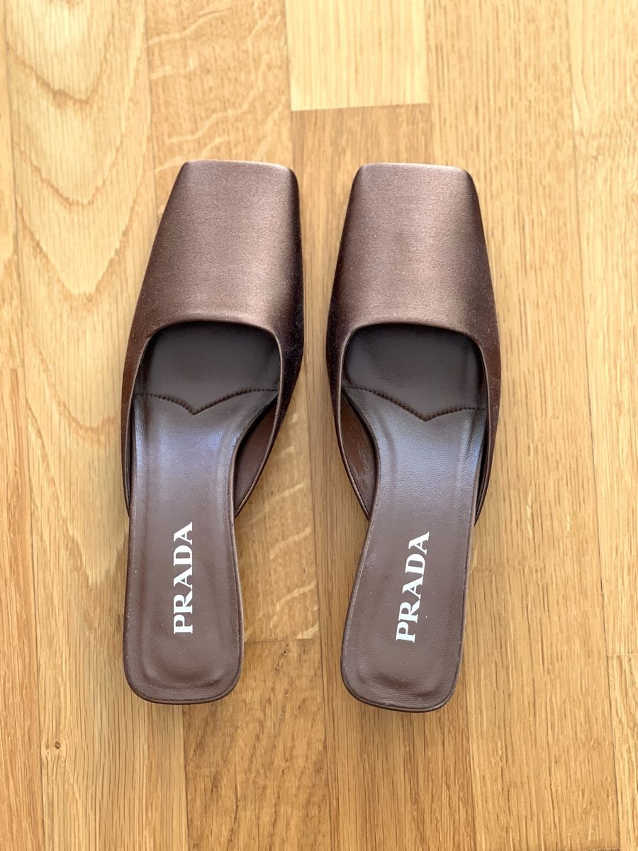 Prada Chaussures femmes: Prada satin mules, original  – Neuf (Voir description) à Schlieren par tan_5tgy 1