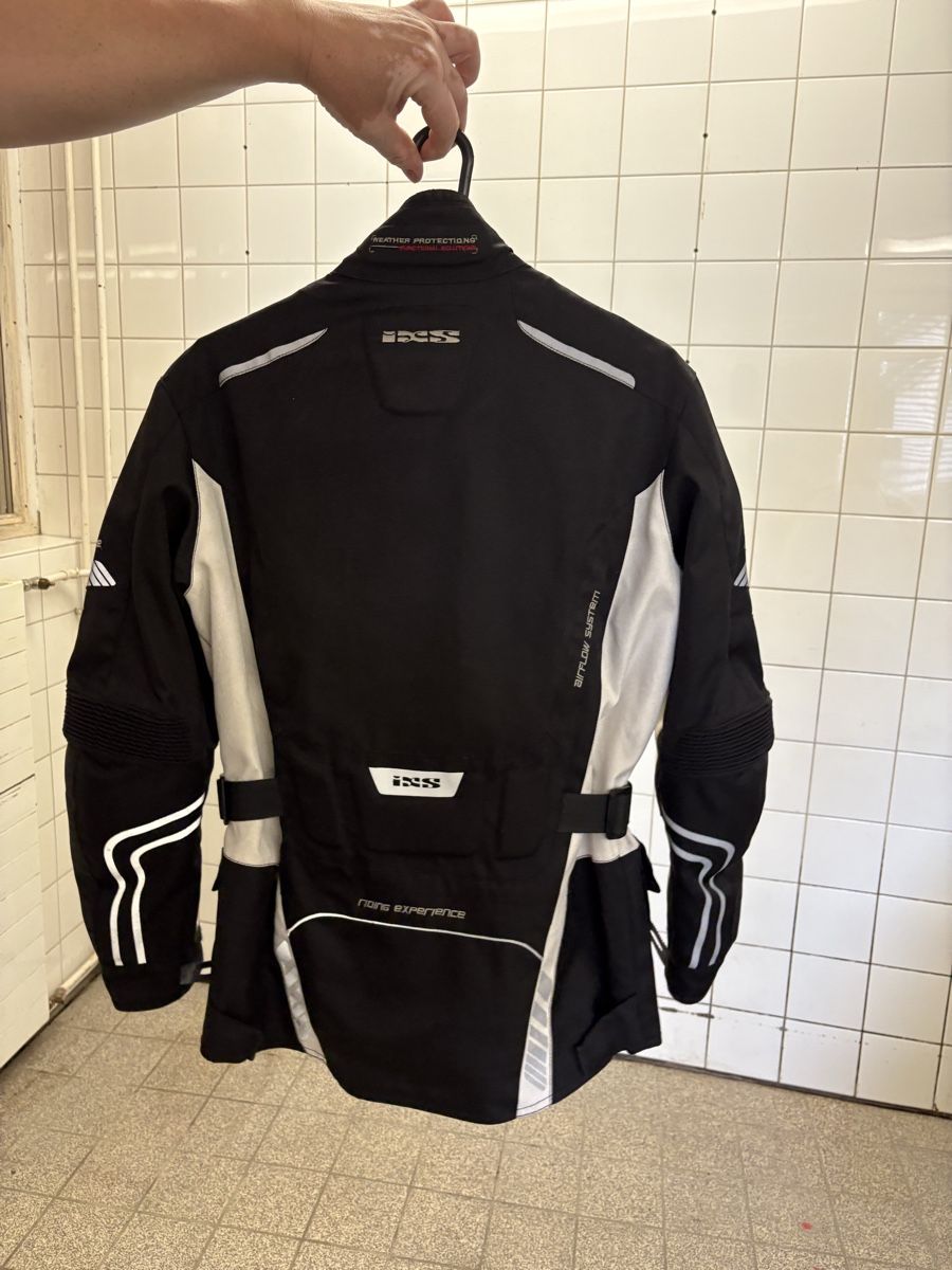 IXS Lotti di vestiti: Motorradbekleidung IXS & Difi – Nuovo (secondo la descrizione) da Staufen venduto da acor_me 1