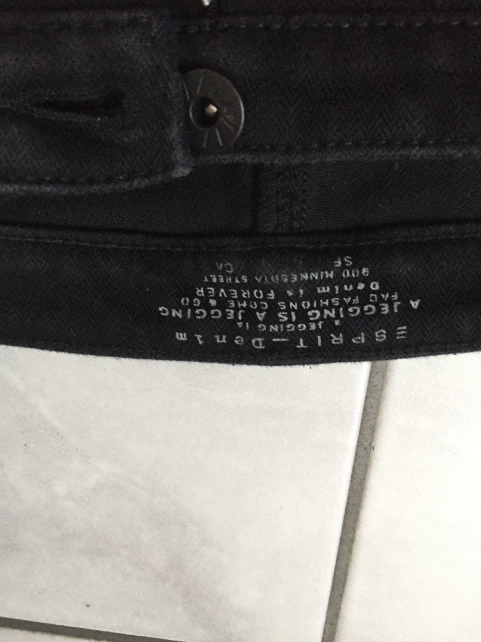 Jeans: Esprit Jeans NEU schwarz Grösse 28 – Neu (gemäss Beschreibung) aus Eichberg von Kati30 1
