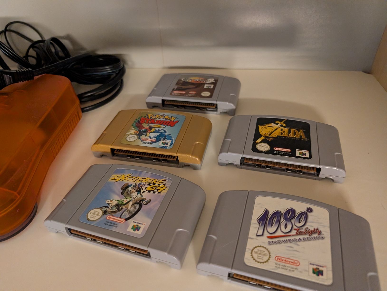 Nintendo Console: Nintendo 64 - mit 5 Spielen – Usato da Bottmingen venduto da andreas.boesch 1