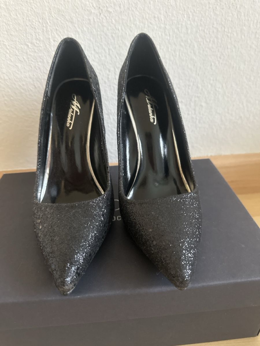 Scarpe da donna: Schwarze Glitzerpumps Grösse 38 – Nuovo (secondo la descrizione) da Birsfelden venduto da kri_95p8