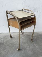 Mid Century 60er Jahre Beistelltisch im Bauhaus Stil
