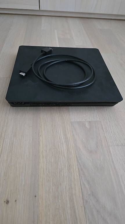 Console: Ps4 Slim – Usato da Uster venduto da Batur.C 4