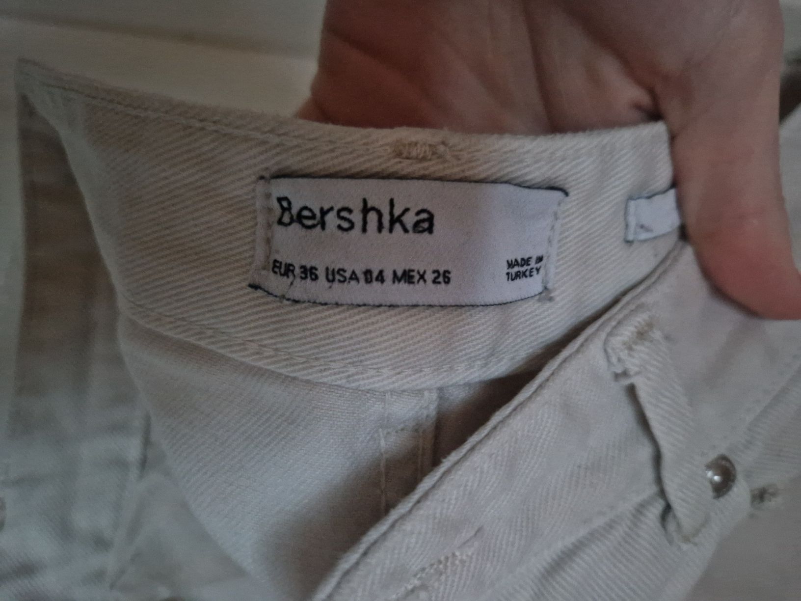 Jeans: pantalon beige – Nuovo (secondo la descrizione) da Chigny venduto da lor_fs8h 1
