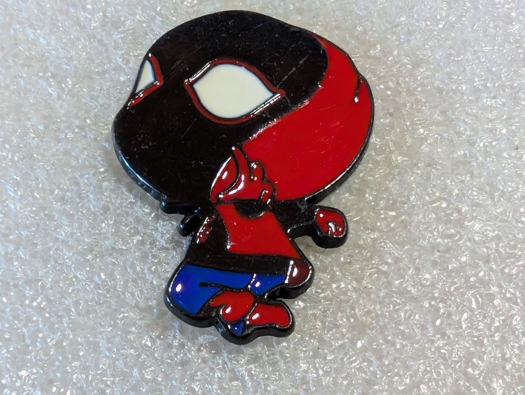 Placchette & Badge: Ansteckpin 219: Spider Man – Usato da Oppligen venduto da Pin-Fall-Shop