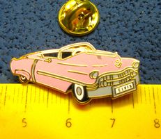 ELVIS PINK CADILLAC AUTO PIN ENAMEL GOLDIG