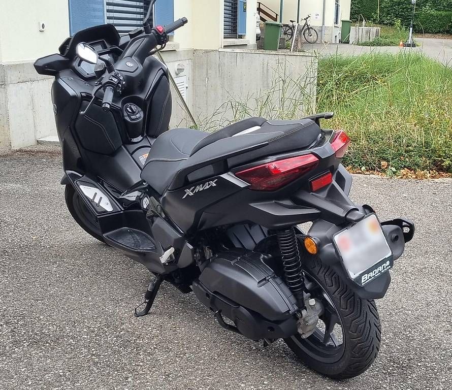 Scooter: SCOOTER YAMAHA XMAX 125 TECH MAX – Usato da Versoix venduto da gilles10 1