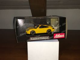 Porsche 911 (Typ 996) Carrera 1/43 no Minichamps