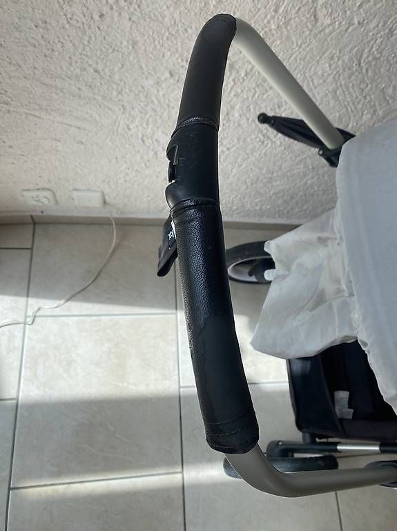 Bugaboo Poussette: Poussette bugaboo fox – D'occasion à Le Landeron par Jessalynes 4