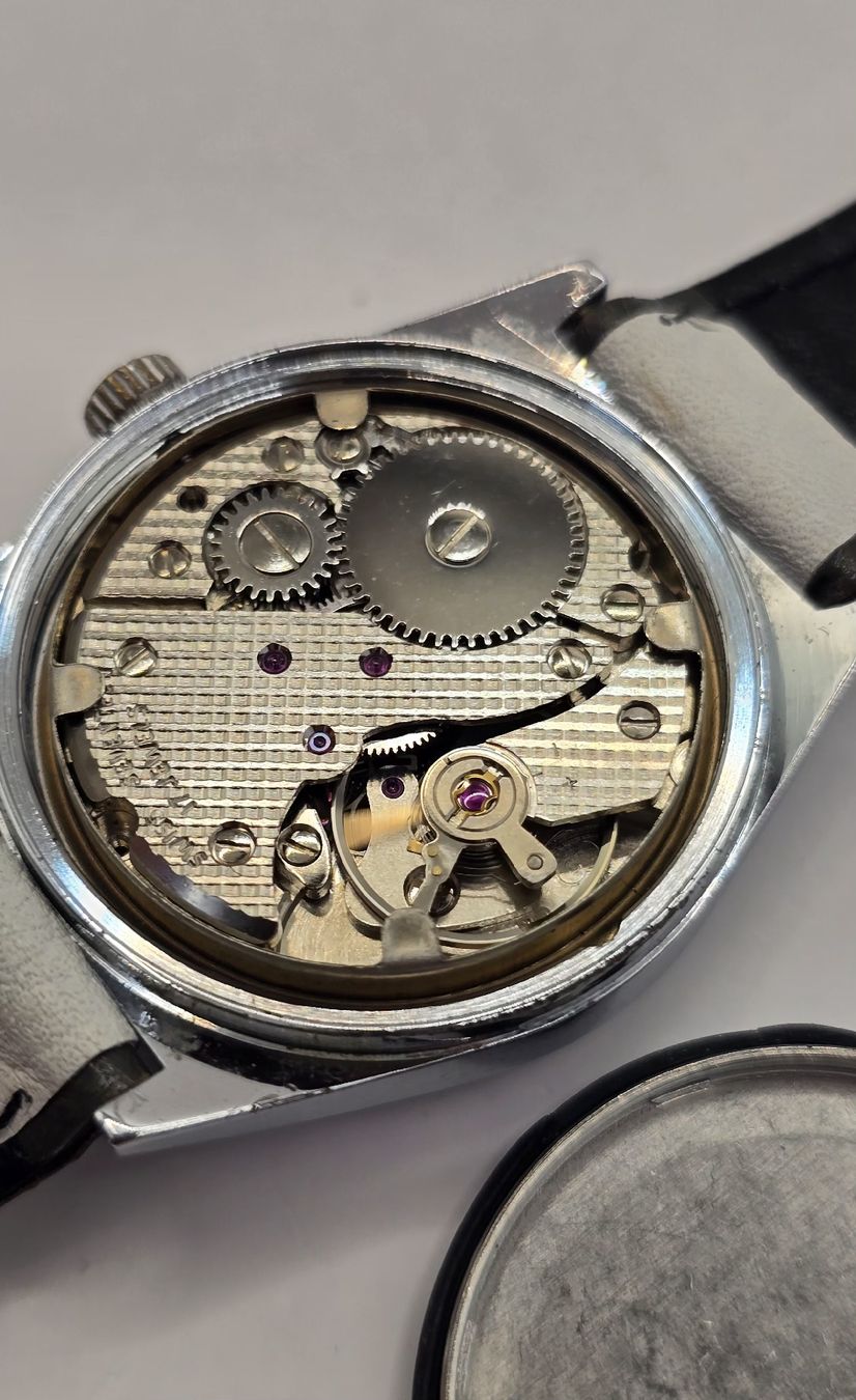 Mirexal Montres: Mirexal Incabloc Hand-wind 32mm – D'occasion à Minusio par AGSuhren 9