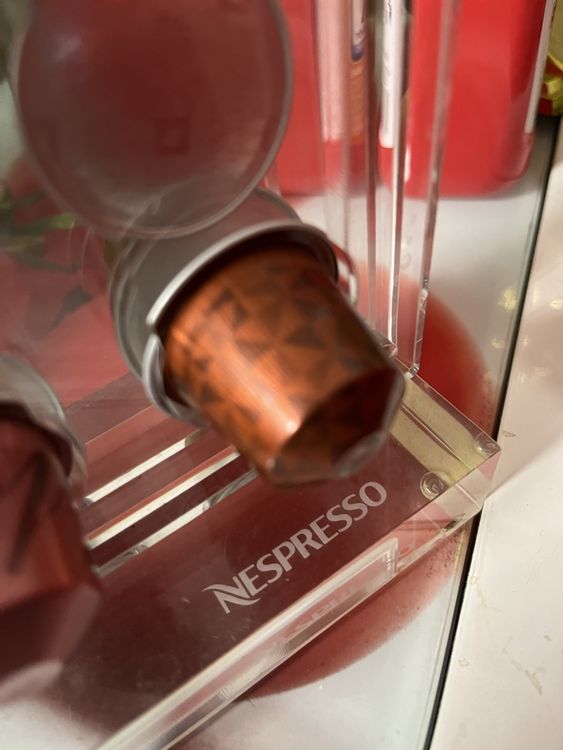 Nespresso Kaffeemaschine Marke Krups mit Kaffeekapselhalter | Kaufen ...