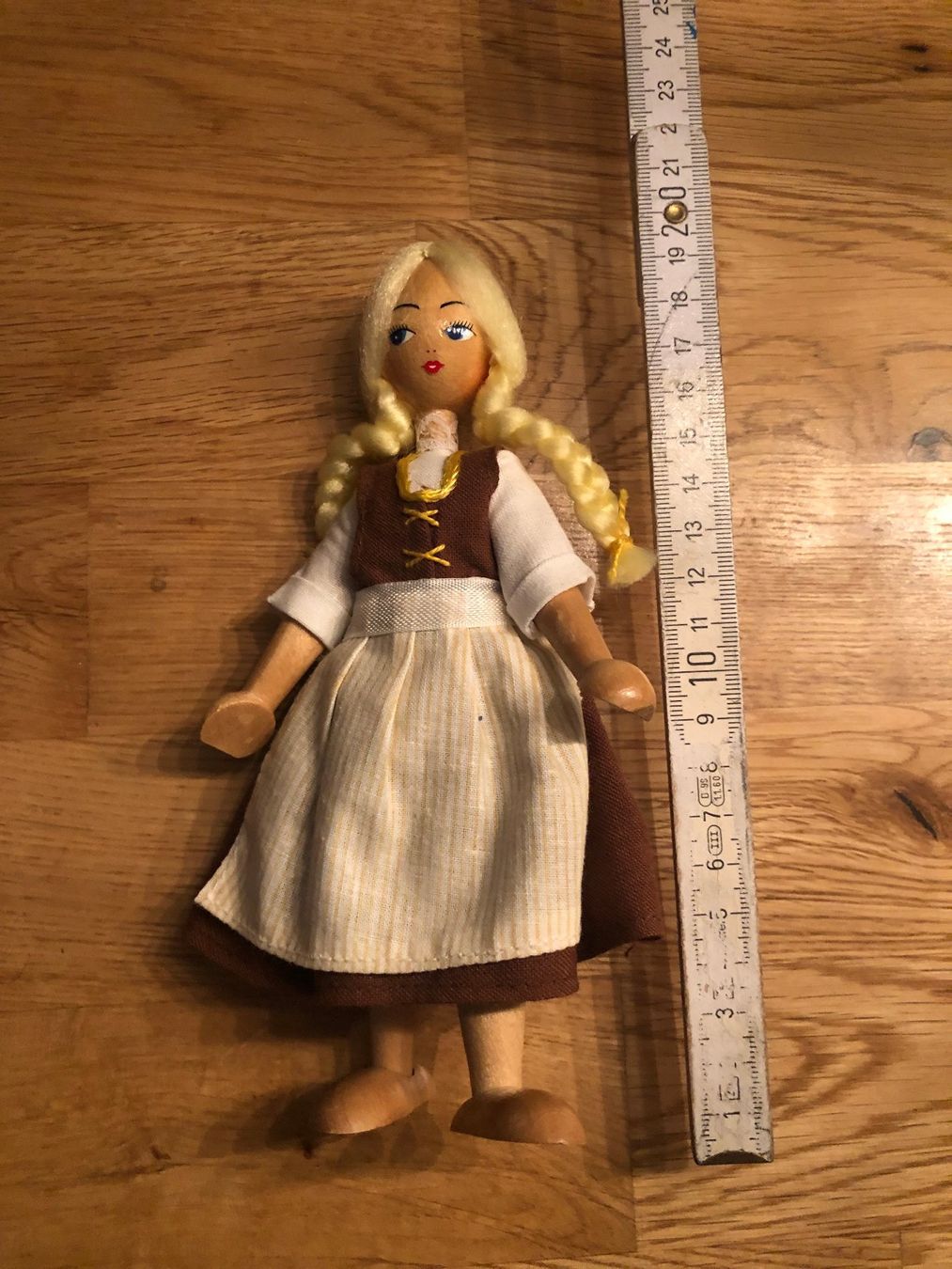 Puppen: Puppen Puppenhaus ca.20 cm – Gebraucht aus Speicherschwendi von Supersport 1