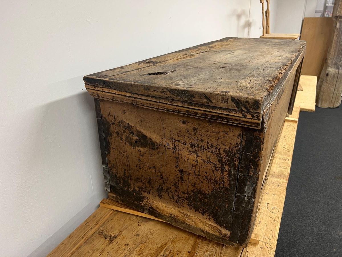 Cassapanche: Gotische Truhe dat.1594 – Usato da Gossau SG venduto da Liq-Gossau 3