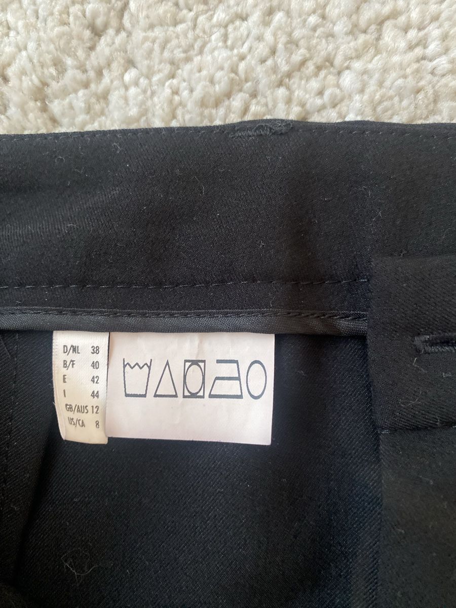Pantaloni: Hose Schwarz (Gr. 38) – Usato da Merenschwand venduto da R-R-R 3