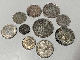 LOT Silber-Münzen ganze Welt 137gr. //i739