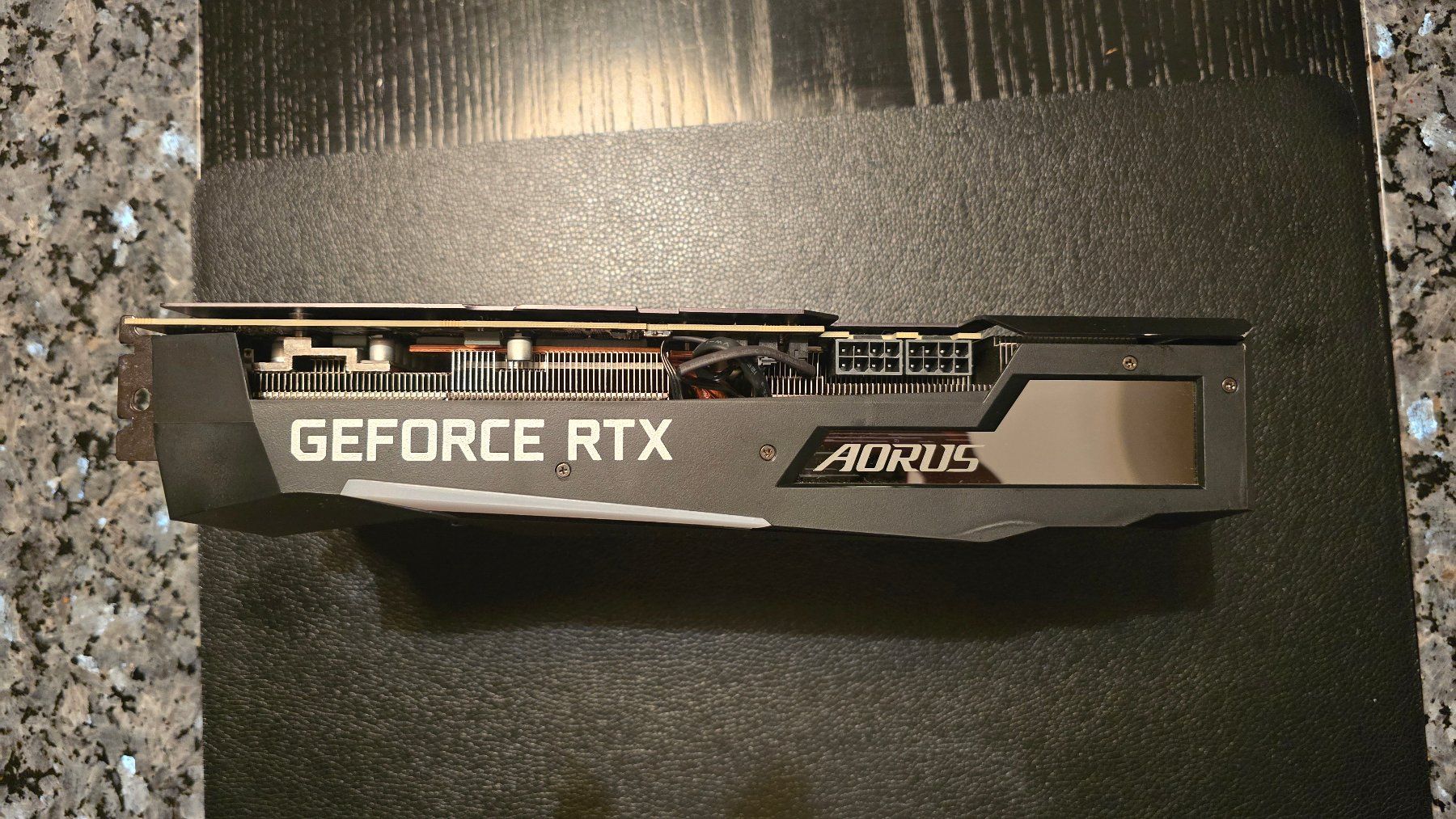 Carte Graphique Gigabyte AORUS RTX 3070 MASTER 8G – NON LHR, Occasion Bon état