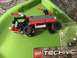 Set Lego Technic 42084 Lastwagen usw.